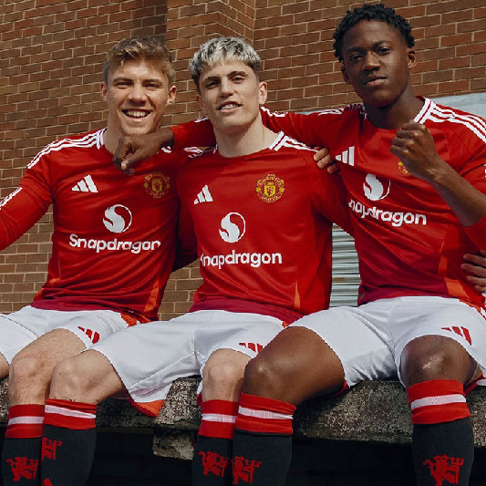 Manchester United 24/25 Home